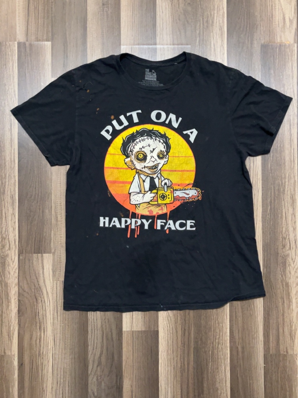 THE TEXAS CHAINSAW MASSACRE Horror “Put On A Happy Face” Mens Large Black Shirt
